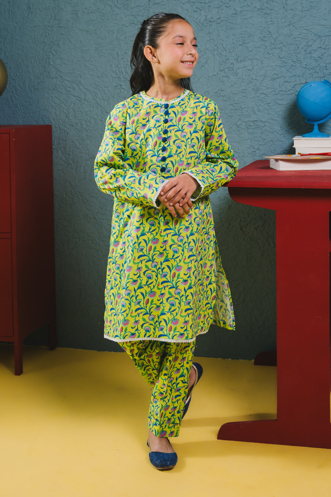 Green Crinkled Kurta & Trouser Set main image 1