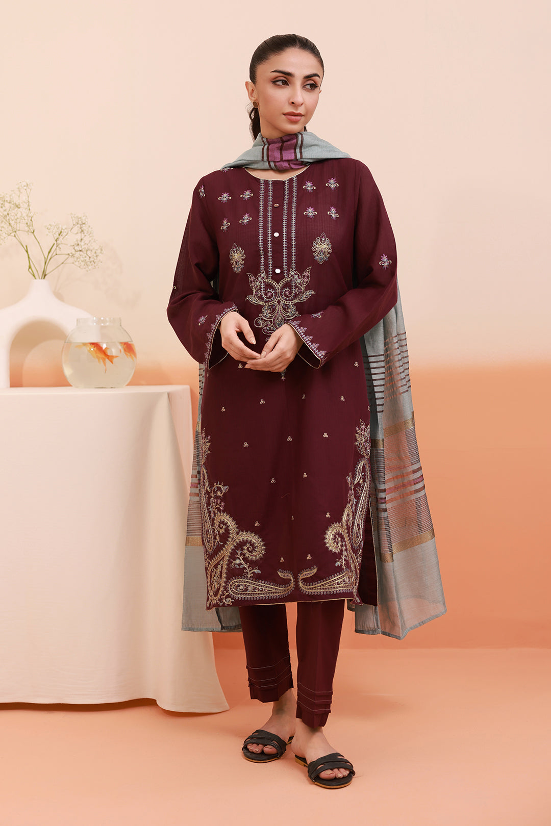 Women Gold Printed Kurts & Trouser with Embroidered Dupatta
