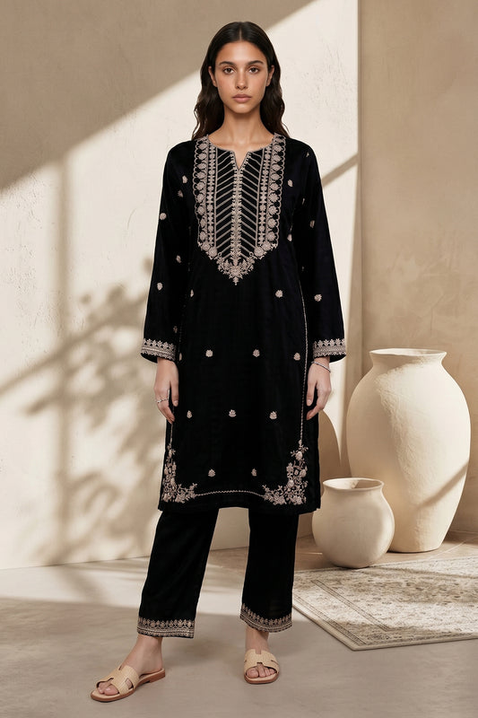 Embroidered Kurta Trouser - 2635
