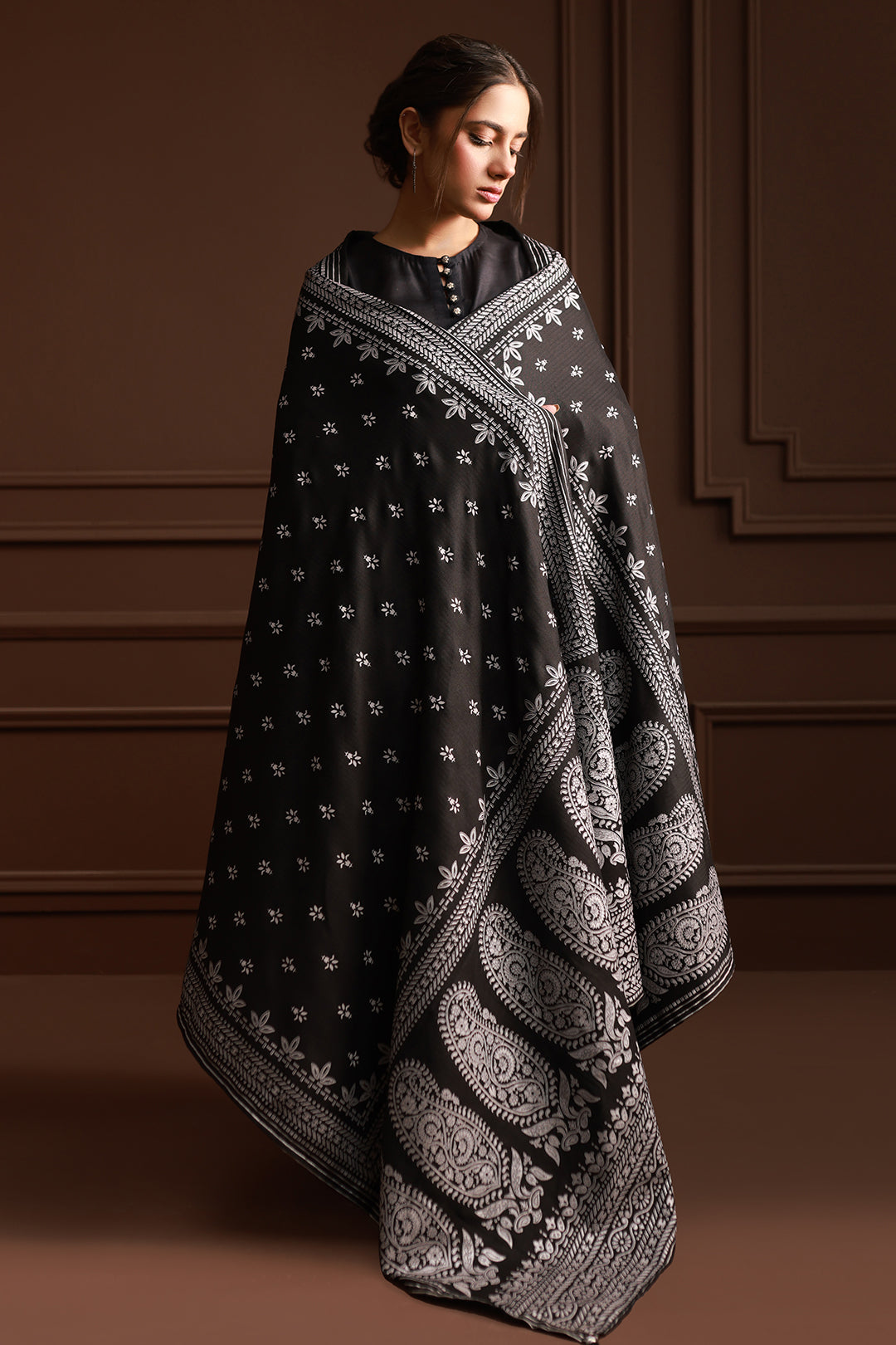 Shawls for women at Sale price Zellbury1