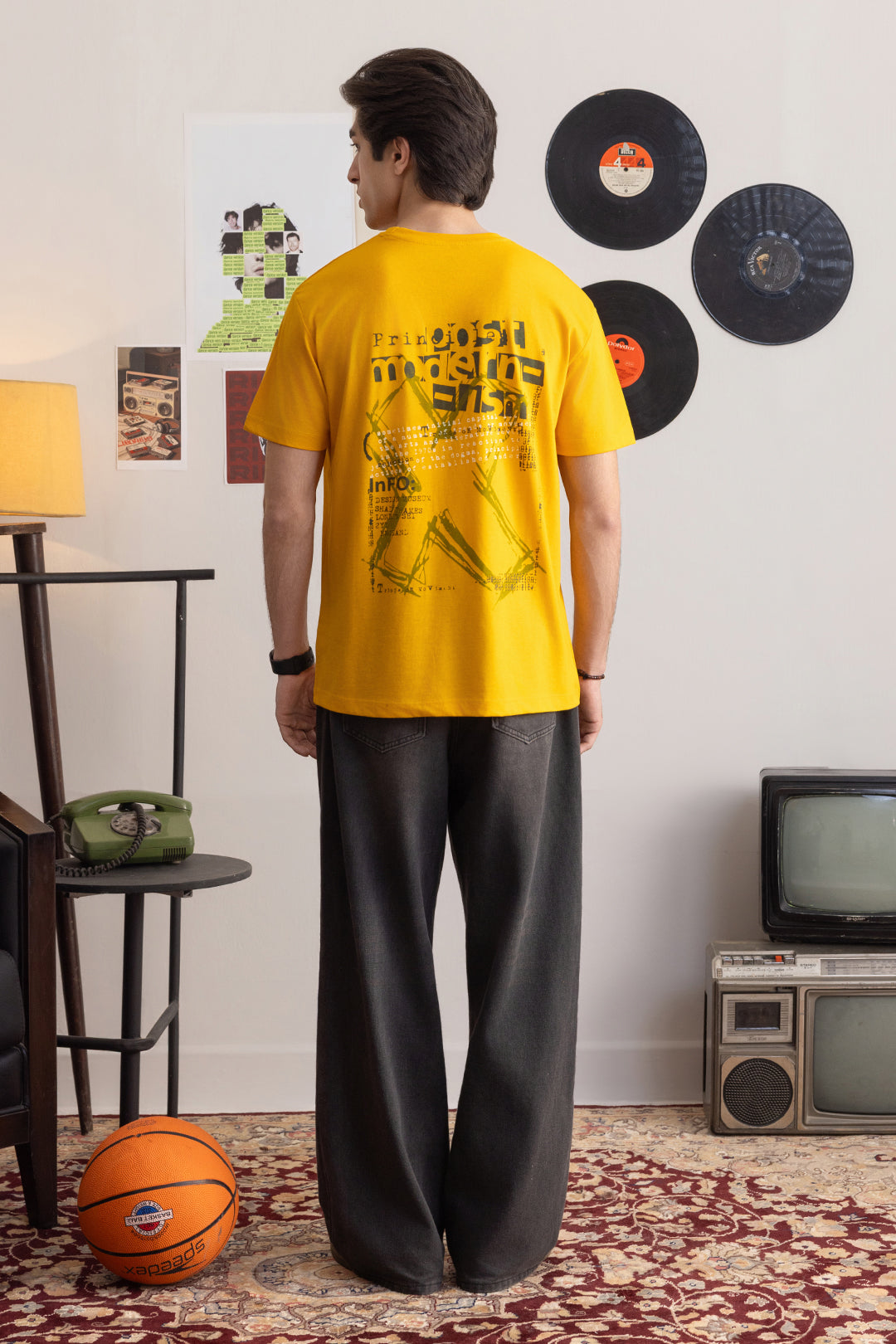 Graphic T-Shirt - R381