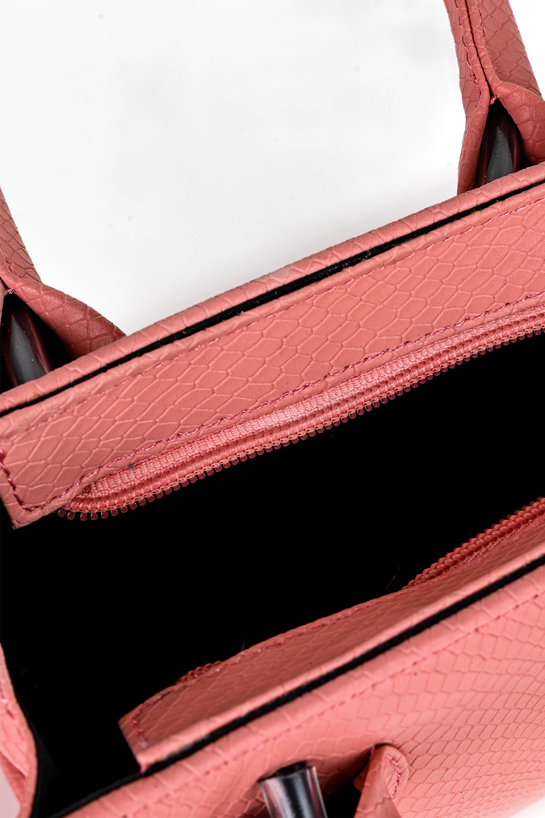 Cross-Body Bags - E938