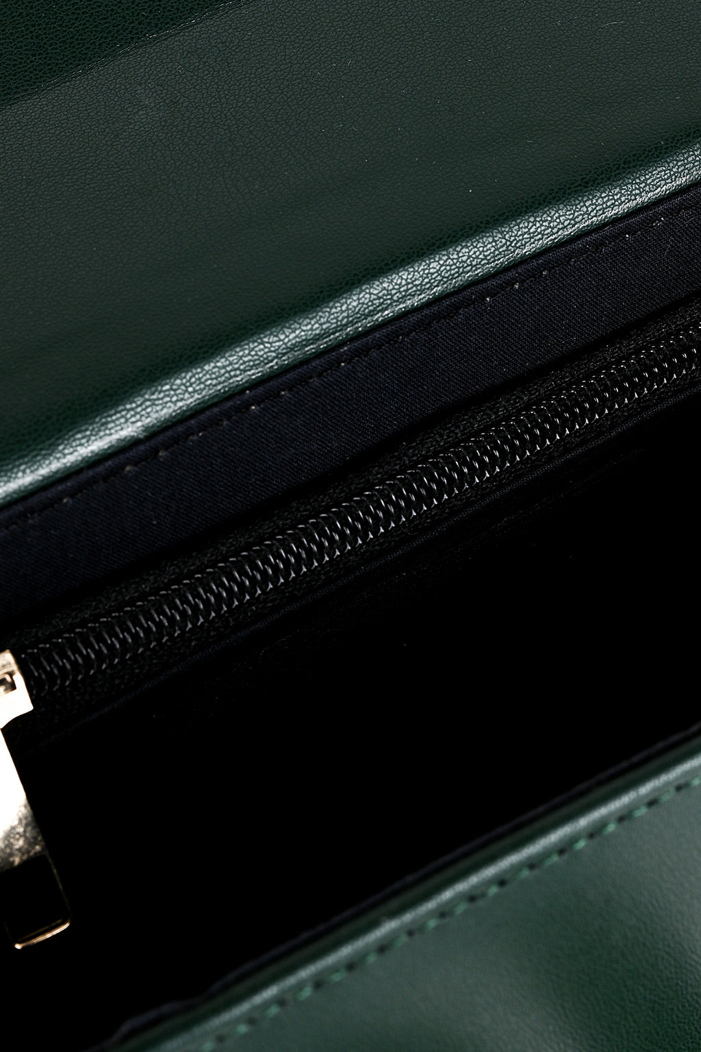 Cross-Body Bags - E936
