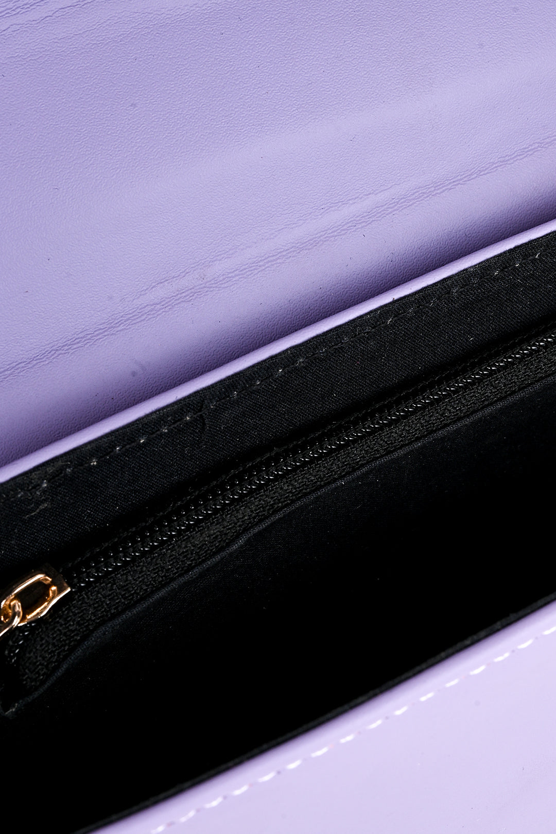 Cross-Body Bags - E935