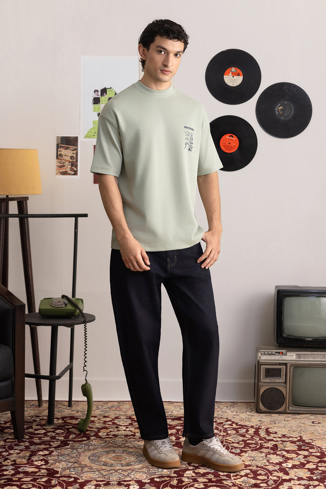 Oversized Graphic T-Shirt - D144