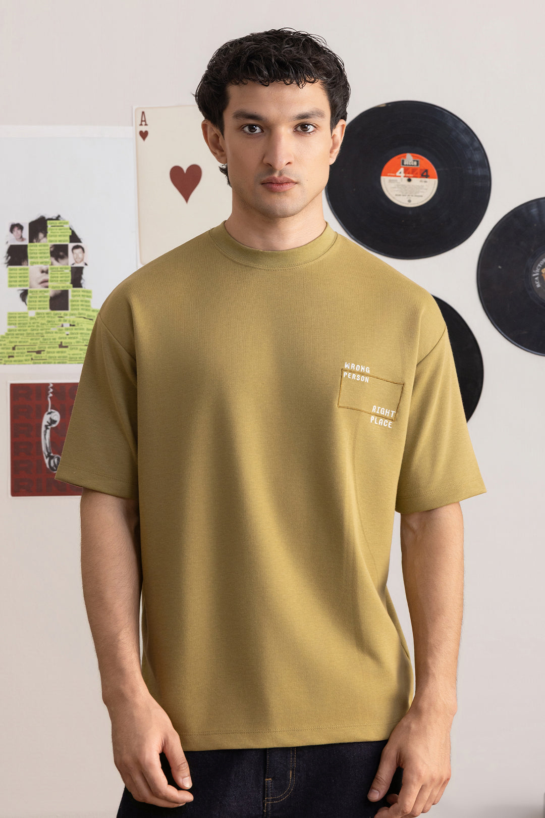 Oversized Graphic T-Shirt - D140