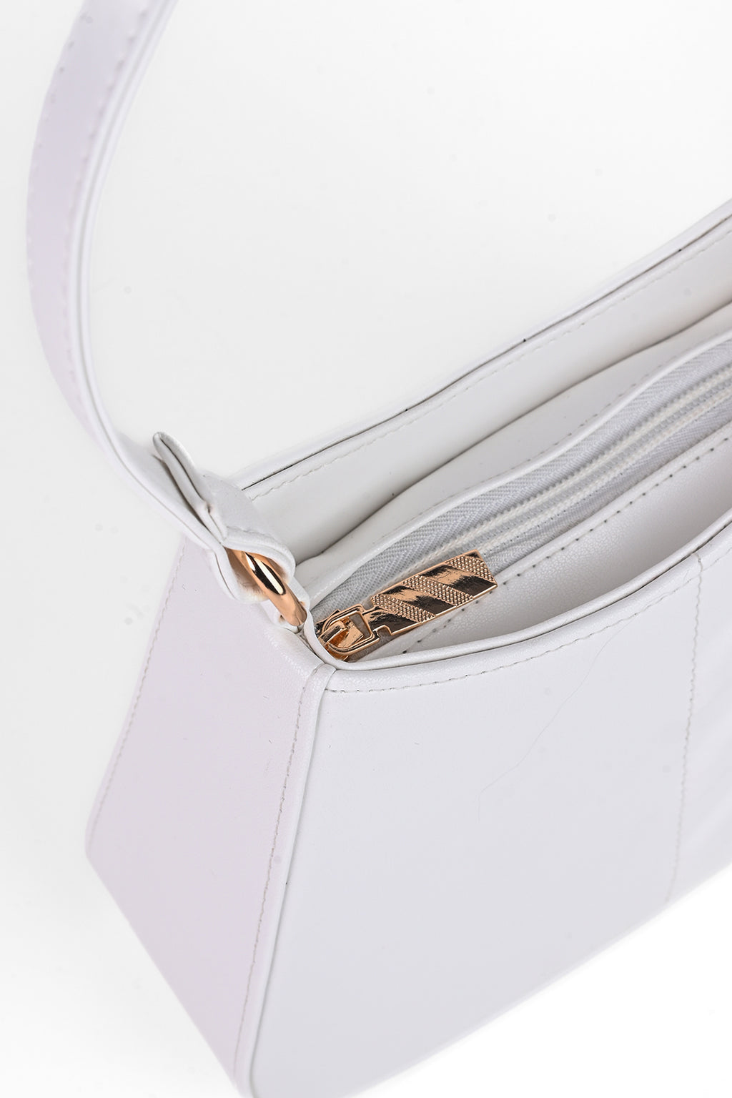 Cross-Body Bags - E871