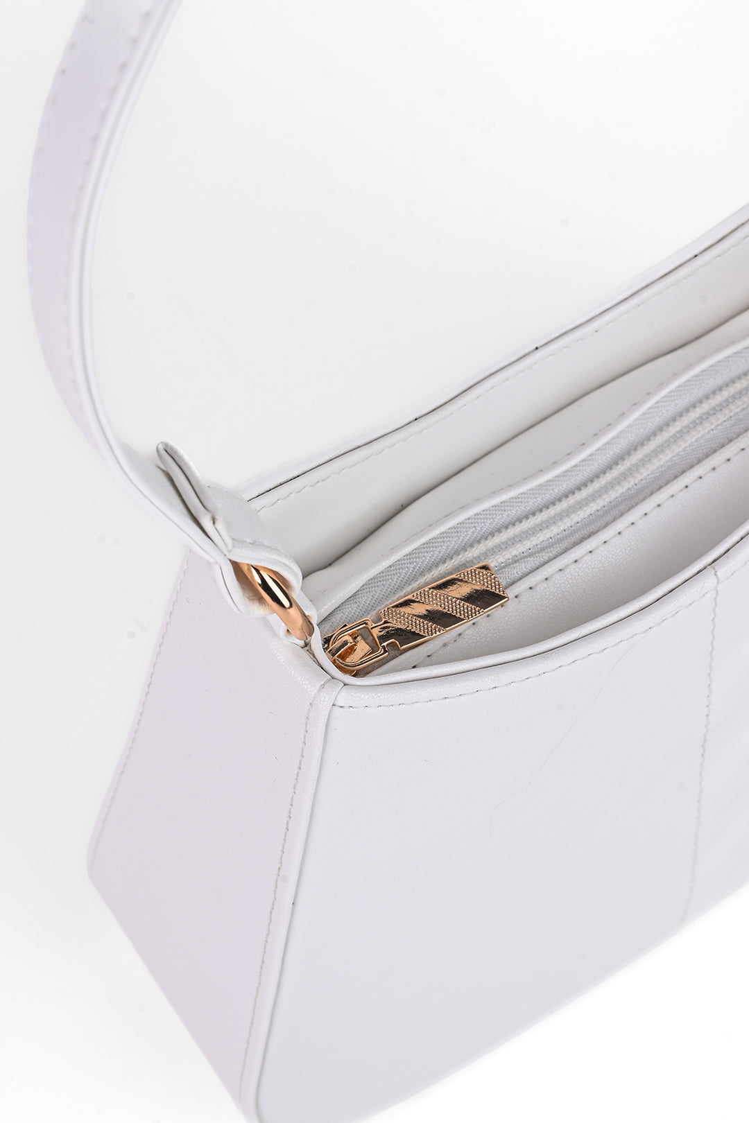 Cross-Body Bags - E871