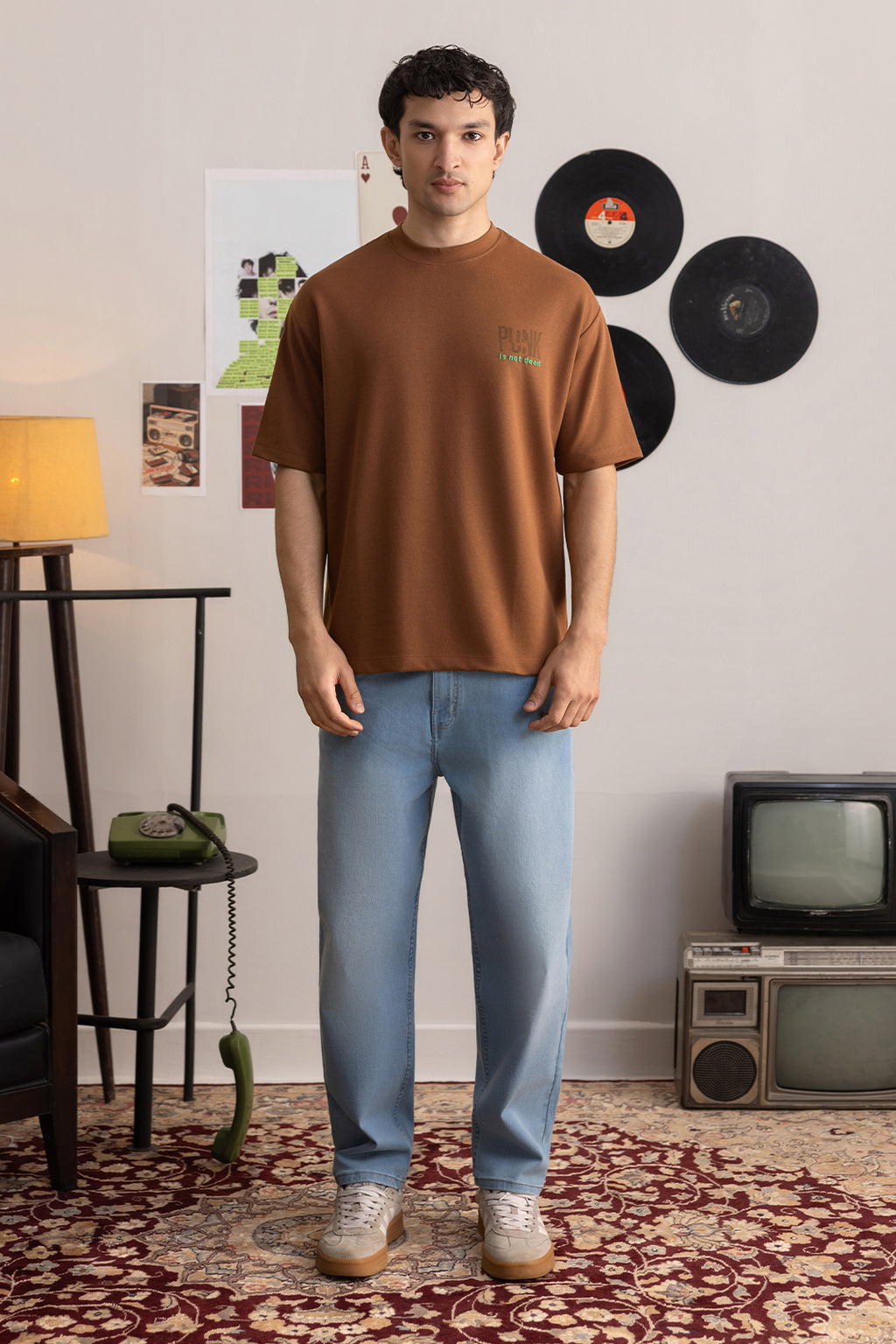 Oversized Graphic T-Shirt - D126