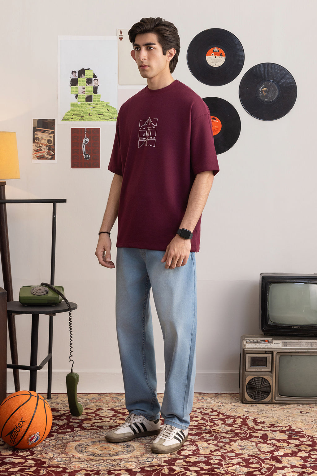 Oversized Graphic T-Shirt - D123