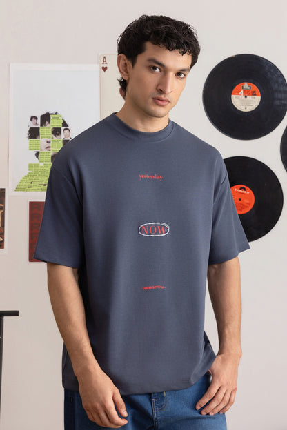 Oversized Graphic T-Shirt - D116