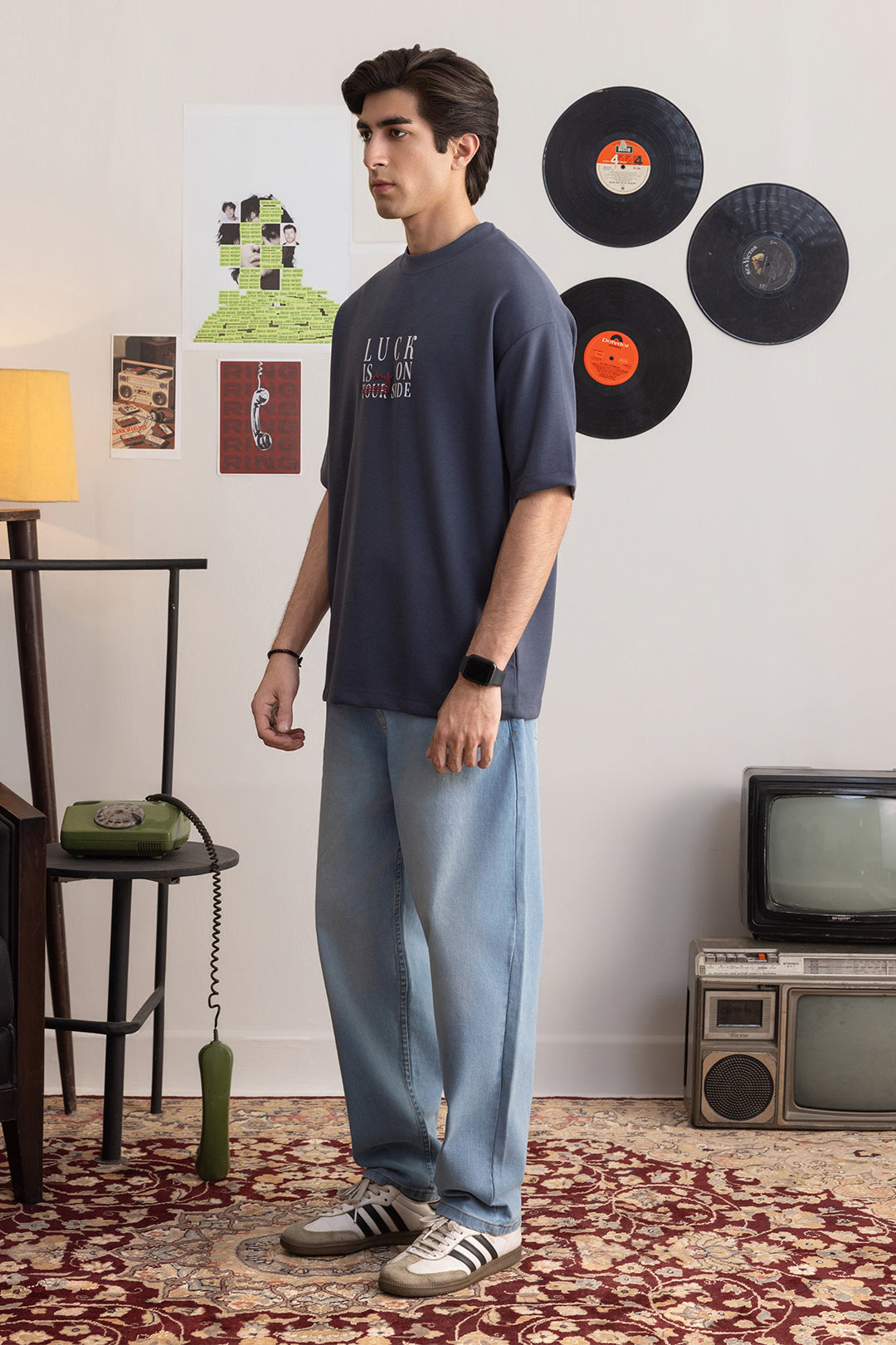 Oversized Graphic T-Shirt - D114