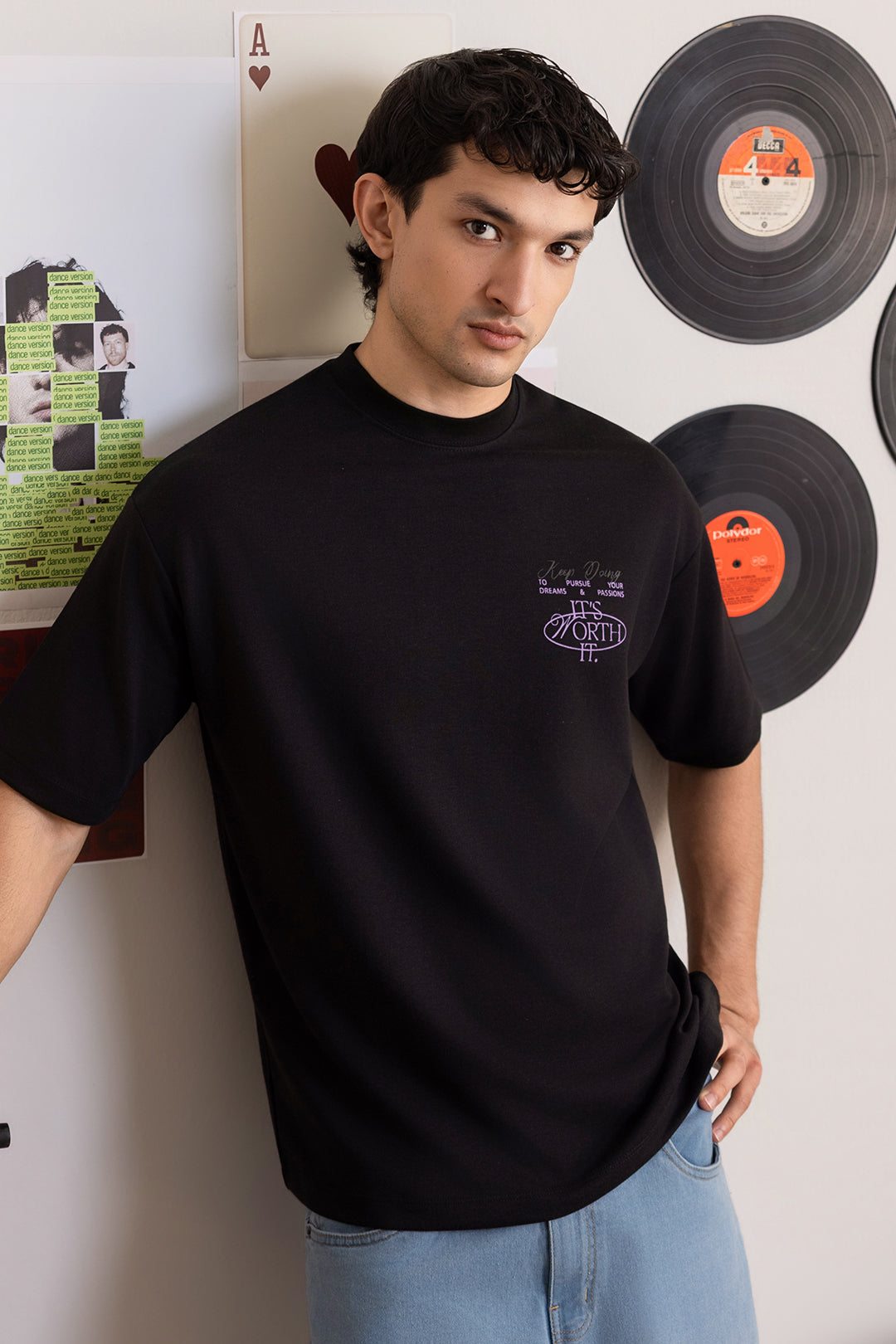 Oversized Graphic T-Shirt - D109