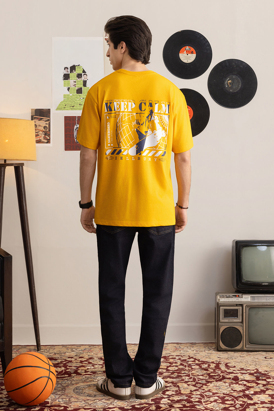 Relax Graphic T-Shirt - X375