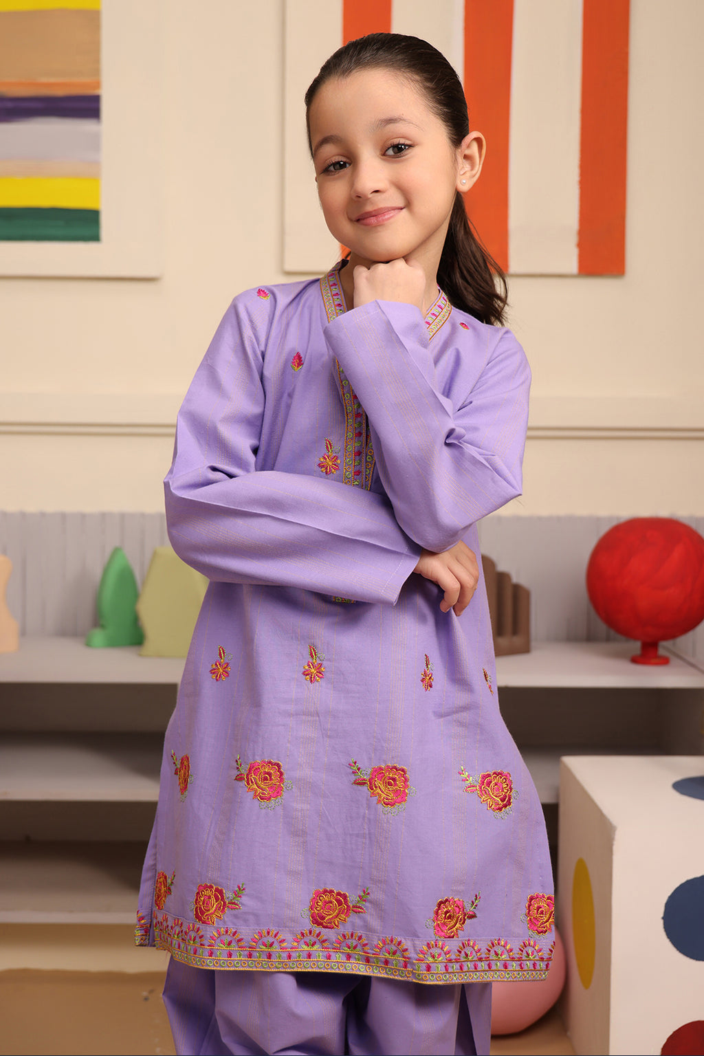 Embroidered Kurta Trouser - 2662