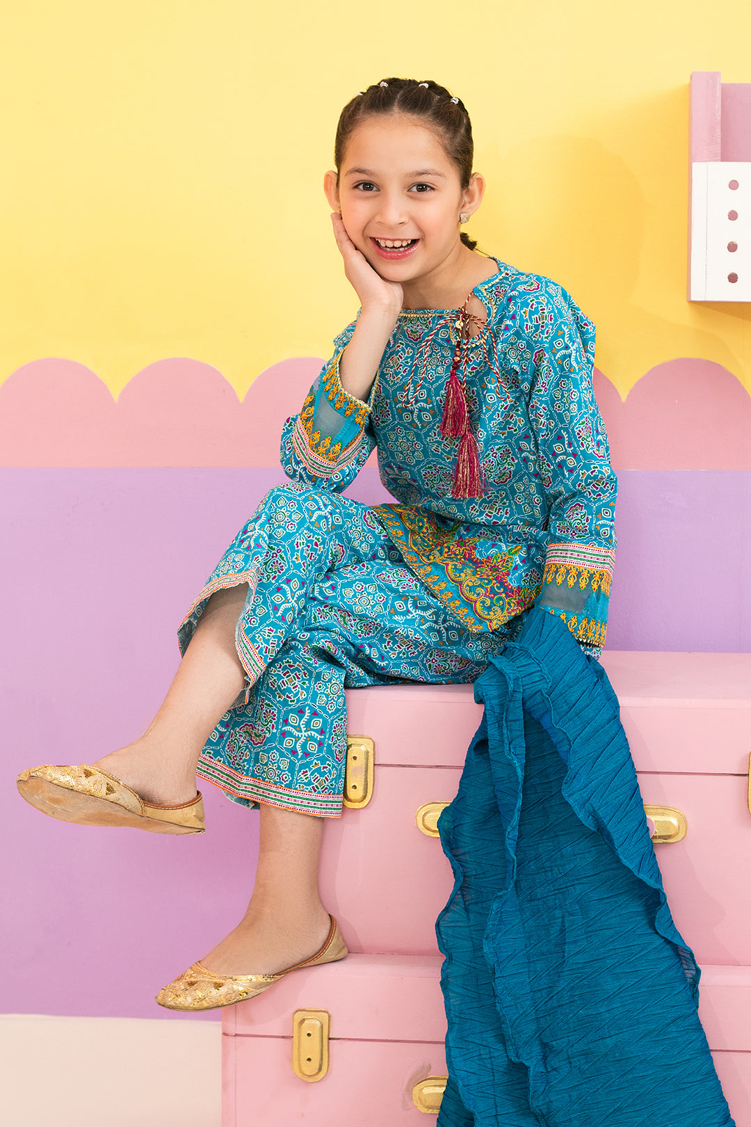 Embroidered Kurta Dupatta Trouser - 3691