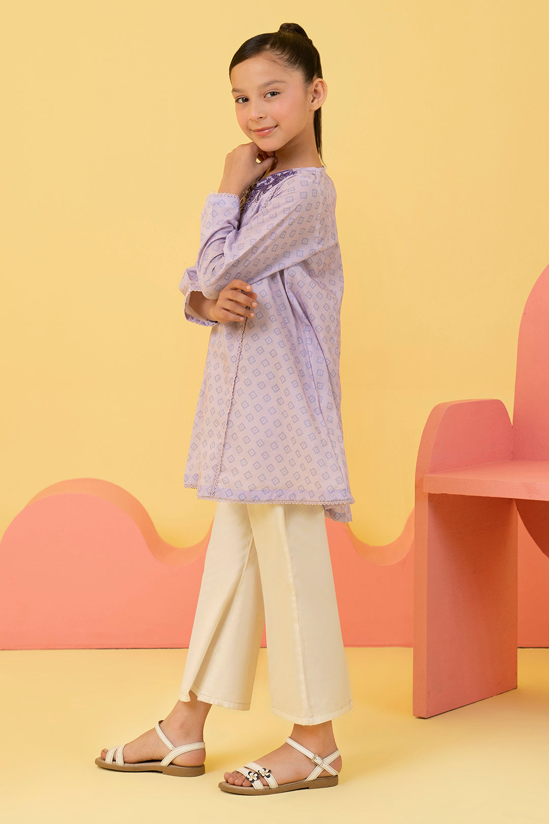 Embroidered Kurta - 1398