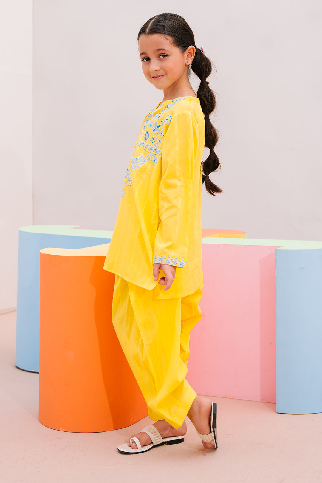 Embroidered Kurta Trouser - 2418