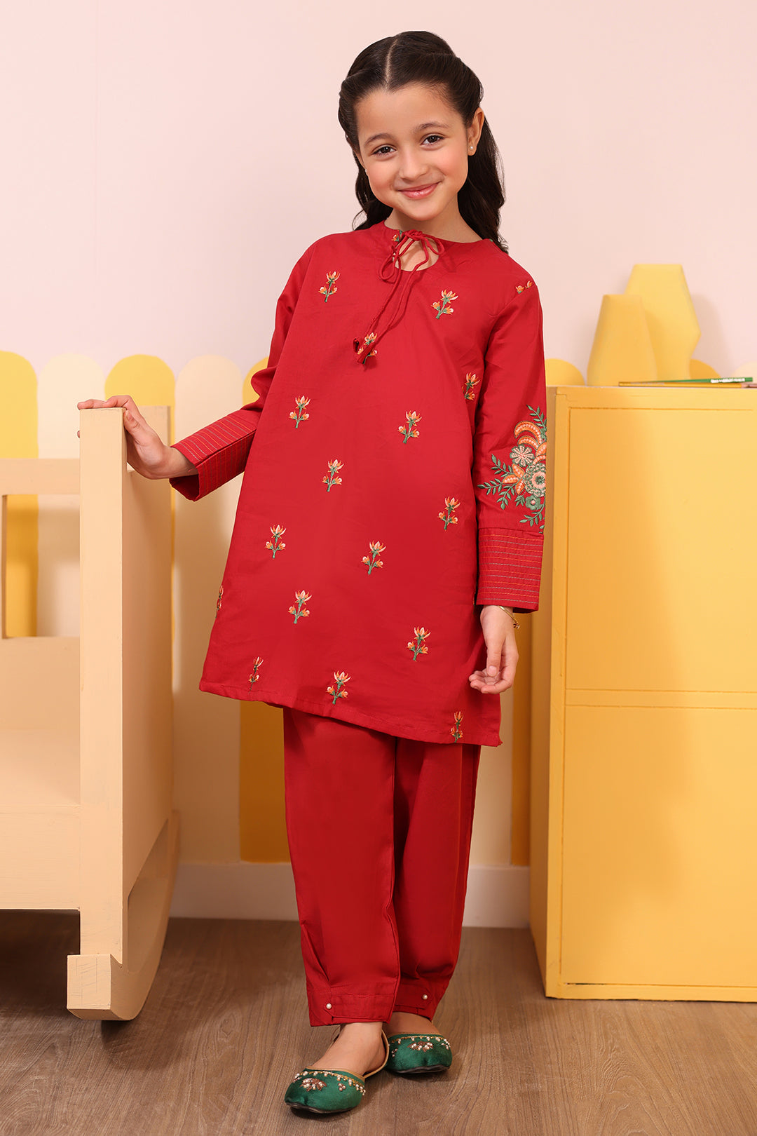 Embroidered Kurta Trouser - 2635