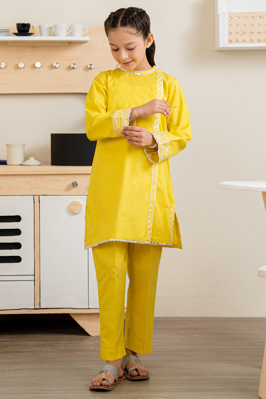 Embroidered Kurta Trouser - 2189