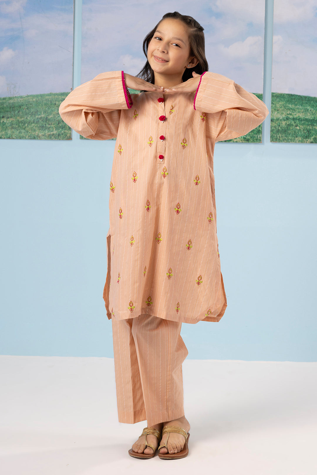 Embroidered Kurta Trouser - 2191