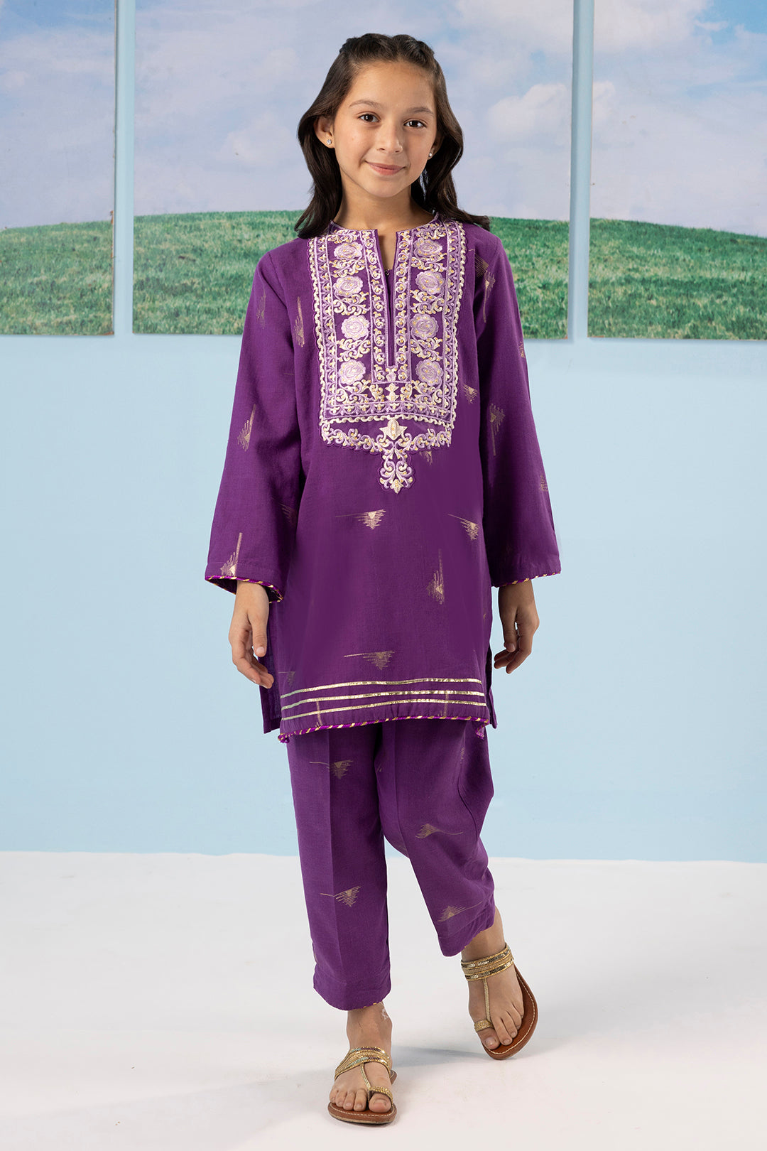 Embroidered Kurta Trouser - 2201