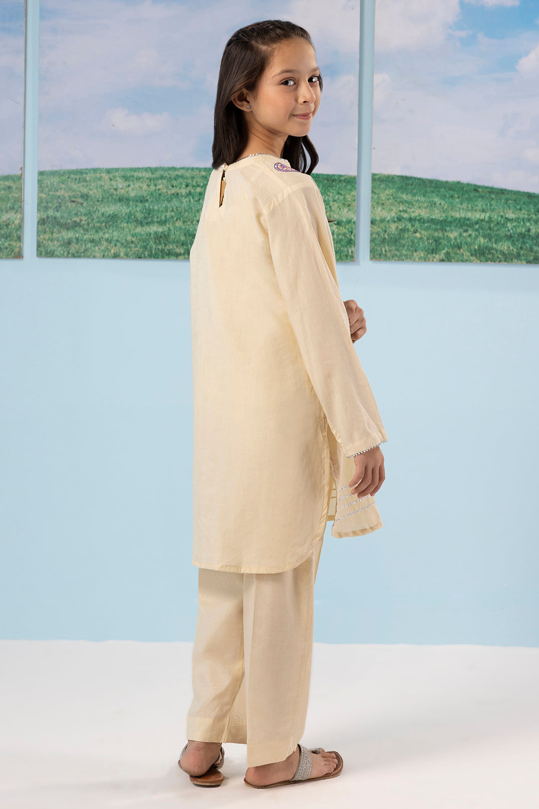 Embroidered Kurta Trouser - 2208