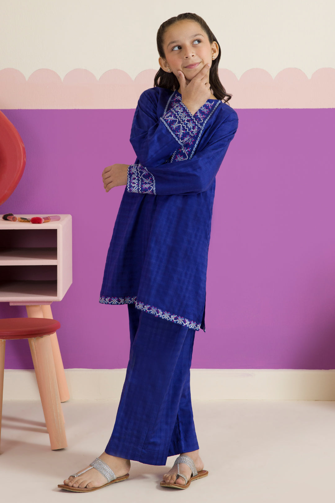 Embroidered Kurta Trouser - 2232