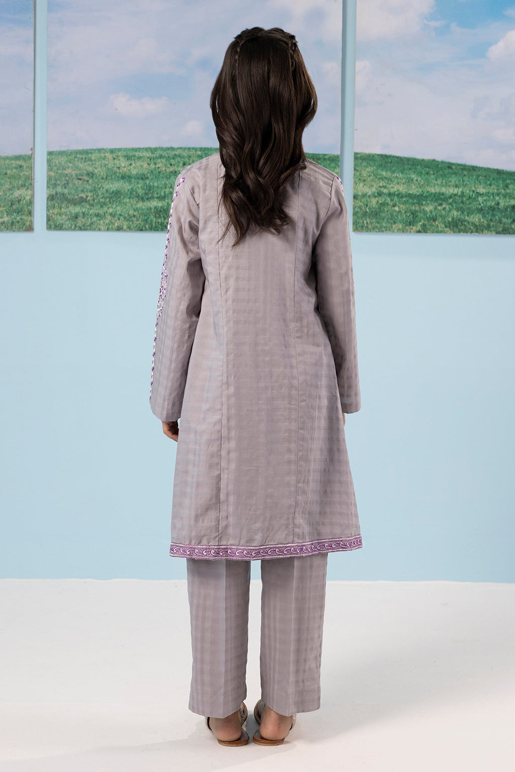 Embroidered Kurta Trouser - 2233