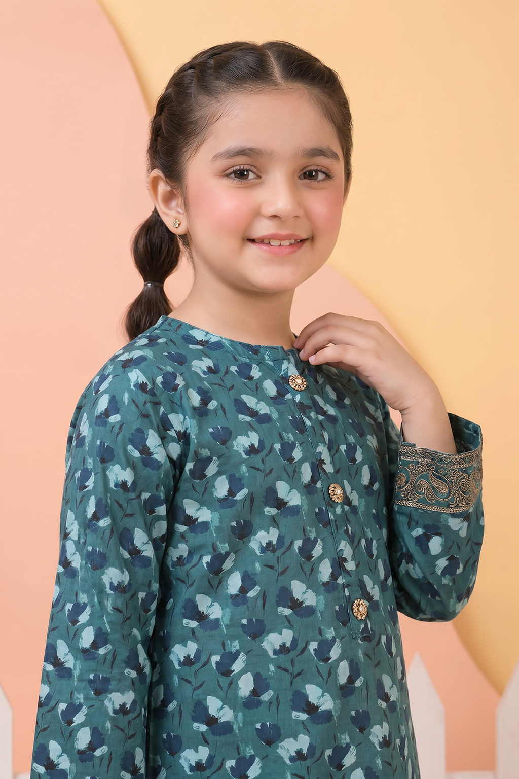 Embroidered Kurta Trouser - 2550