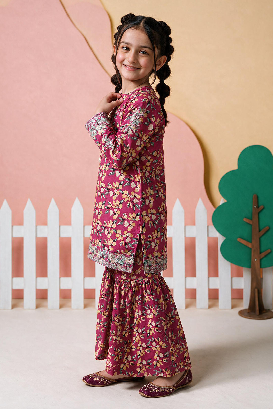 Embroidered Kurta Trouser - 2690