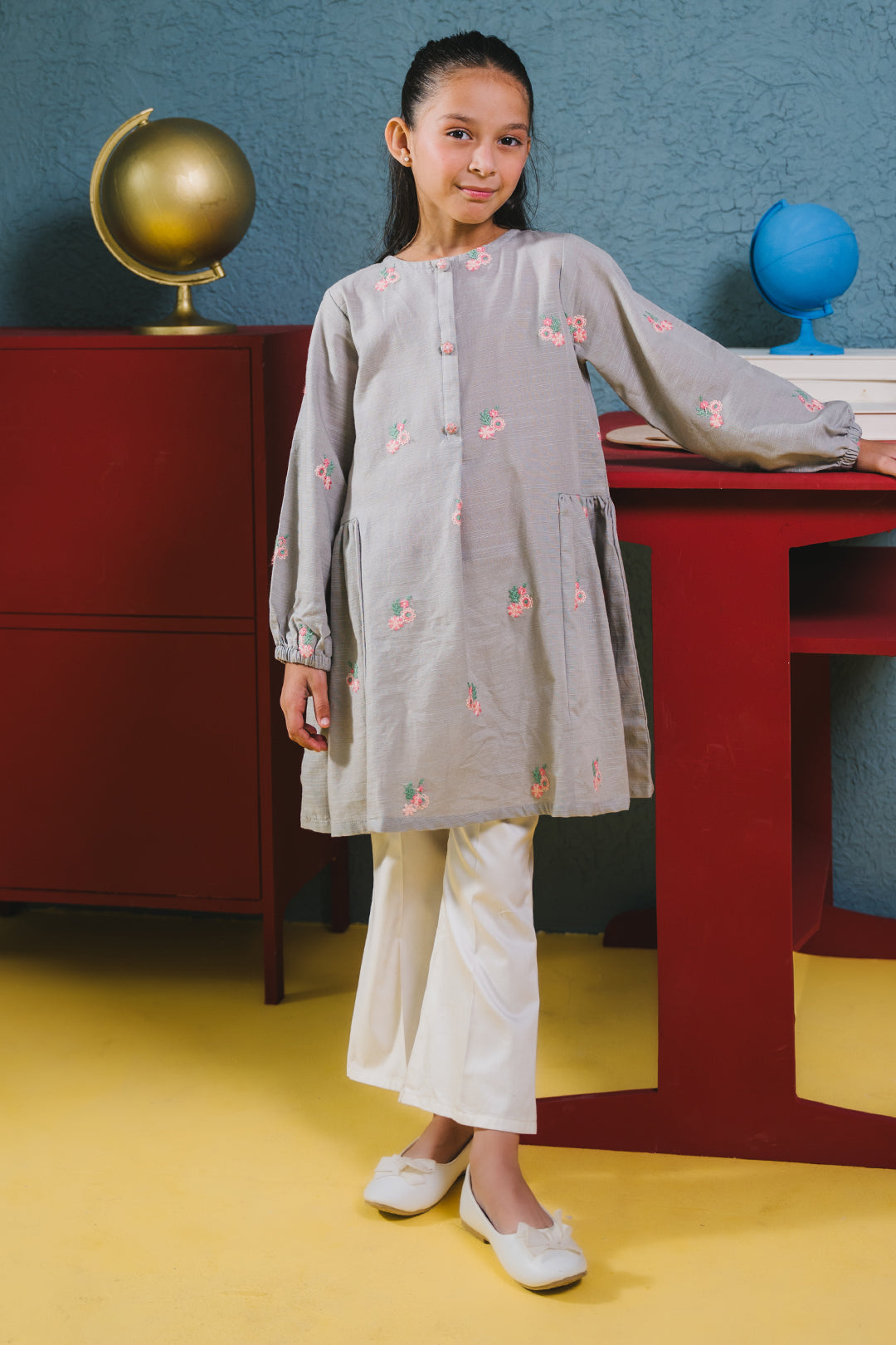 Embroidered Kurta - 1161