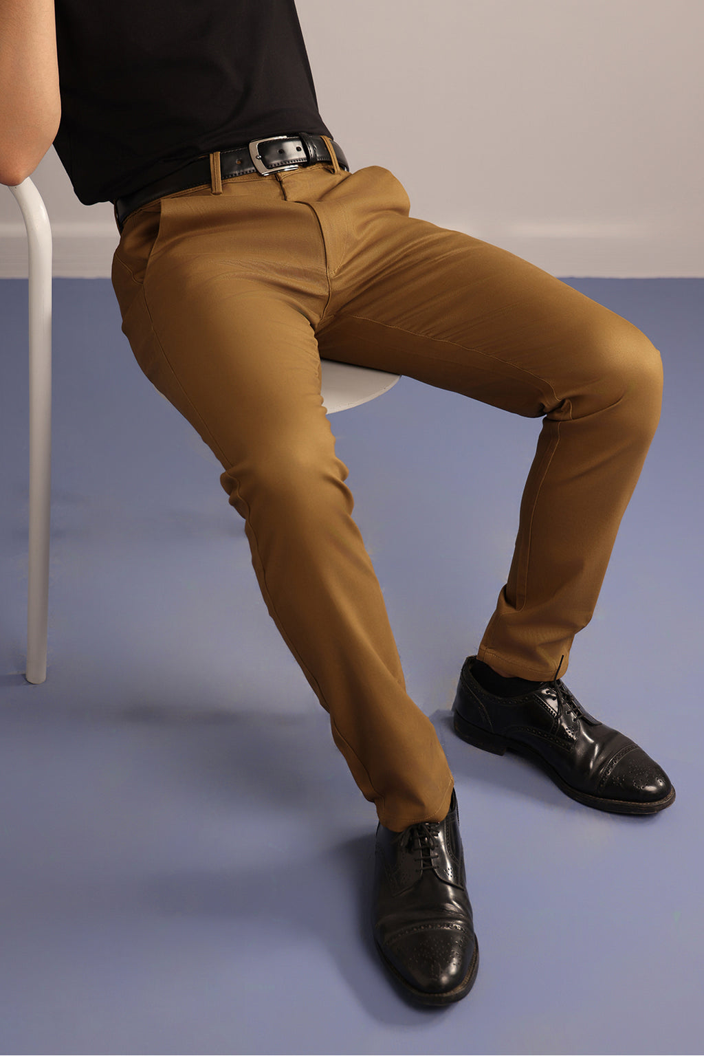 Signature Chino - C001