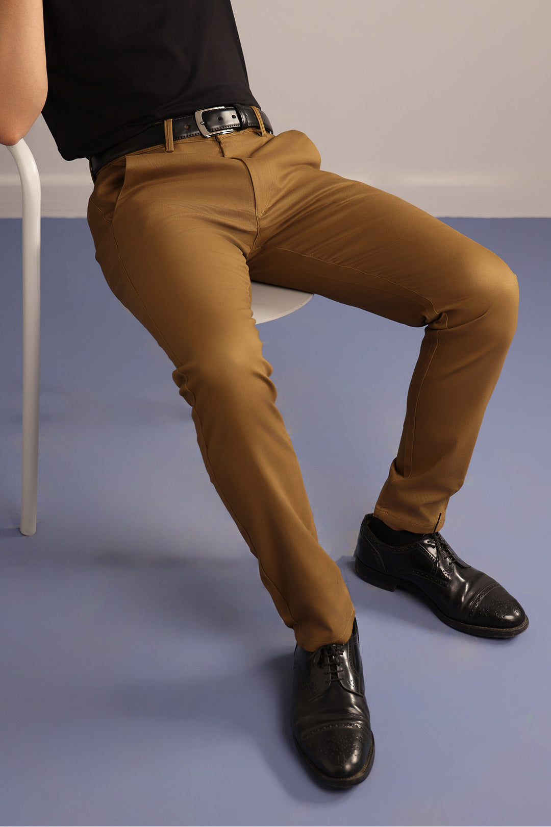 Signature Chino - C001