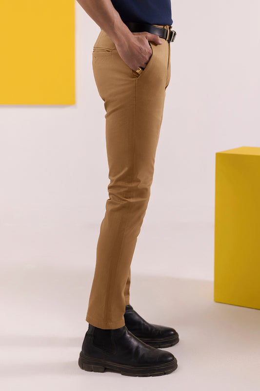 Signature Chino - C001