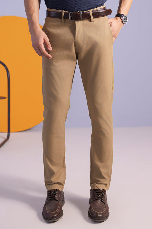 Signature Chino - C002