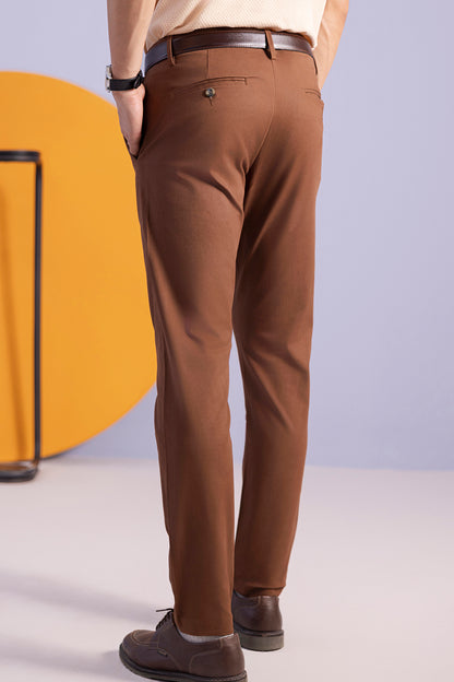 Signature Chino - C002