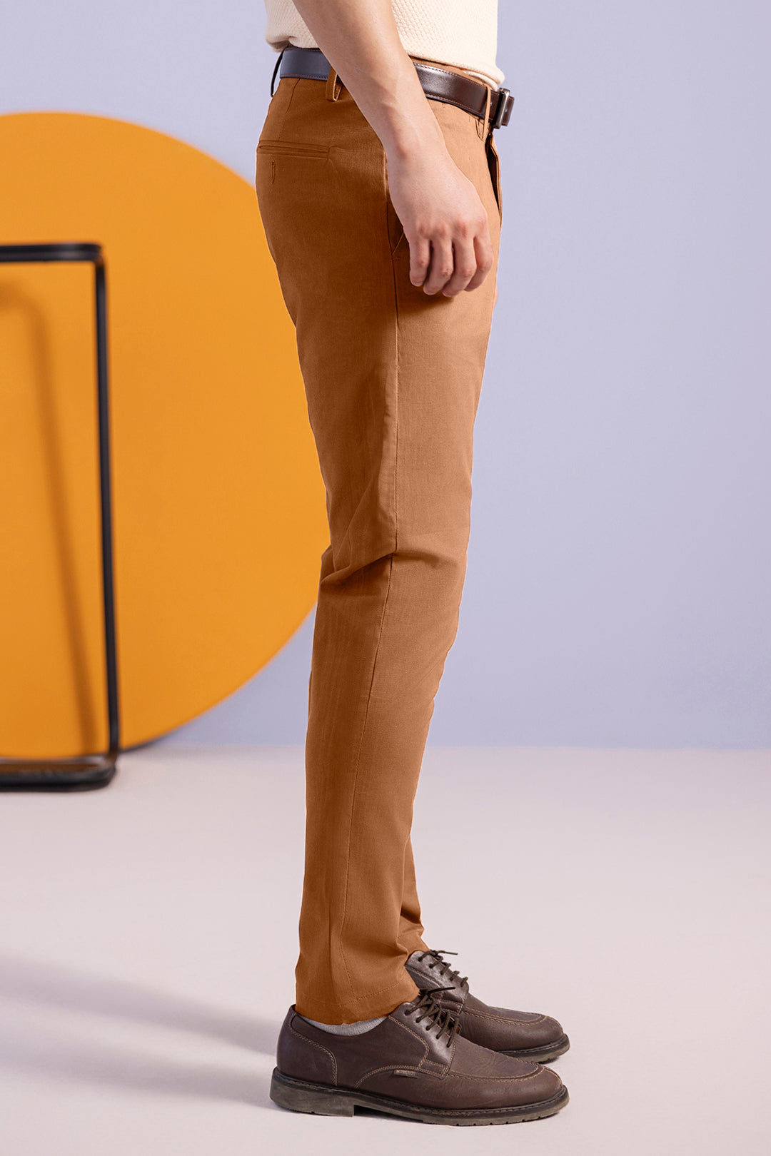 Signature Chino - C002