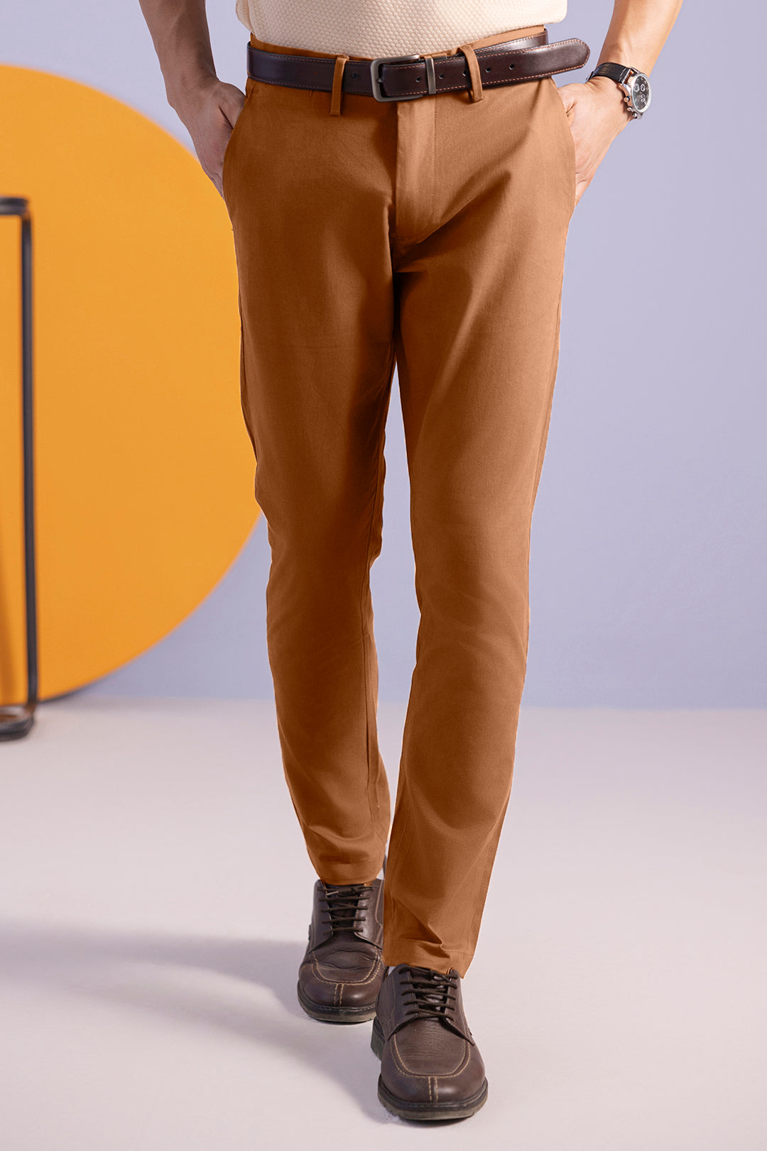 Signature Chino - C002