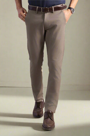 Signature Chino - C002