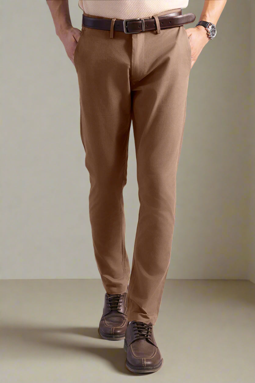 Signature Chino - C002