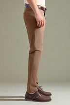 Signature Chino - C002