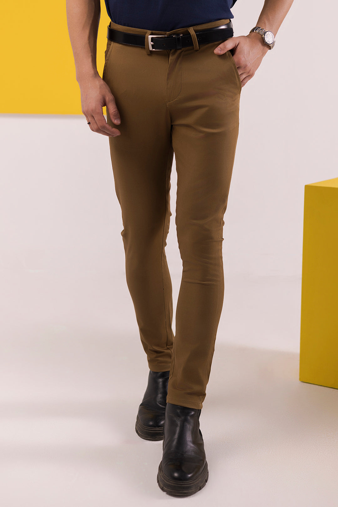 Signature Chino - S001