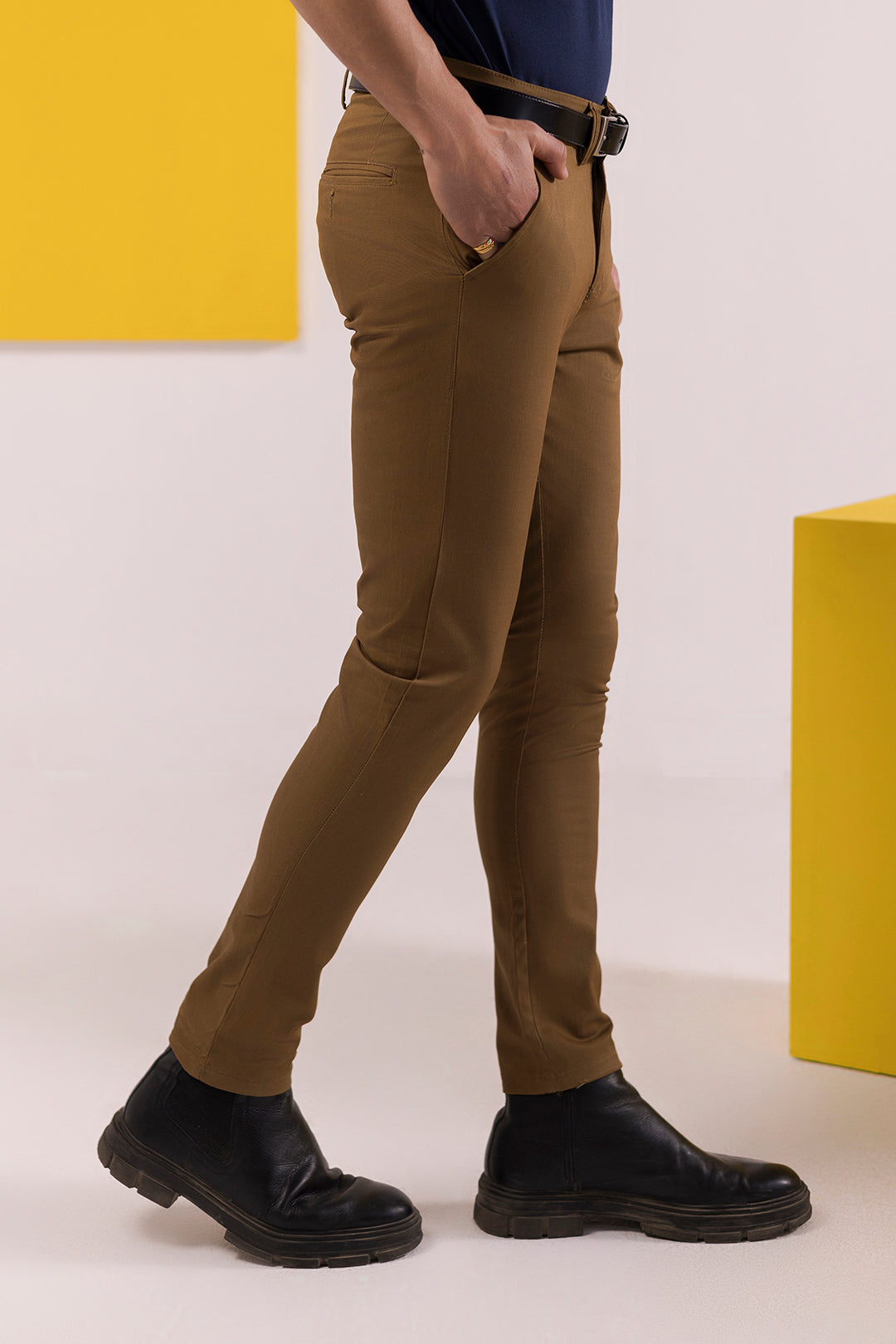 Signature Chino - S001