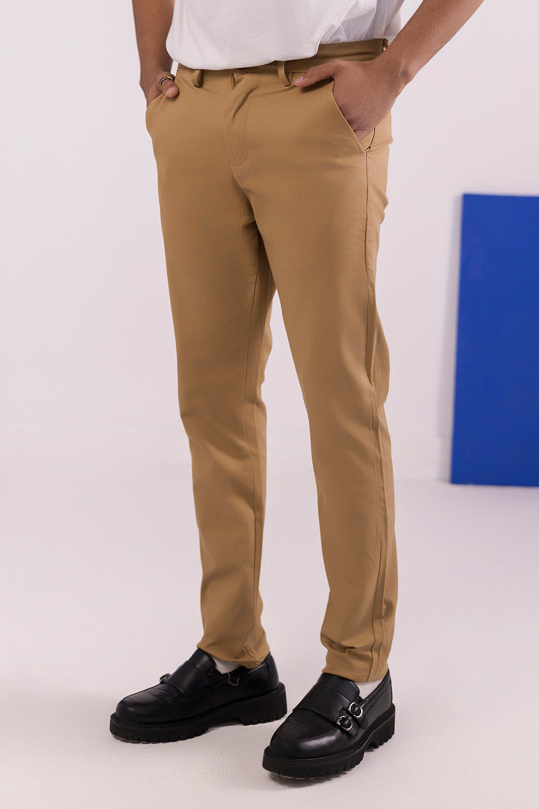 Signature Chino - S002