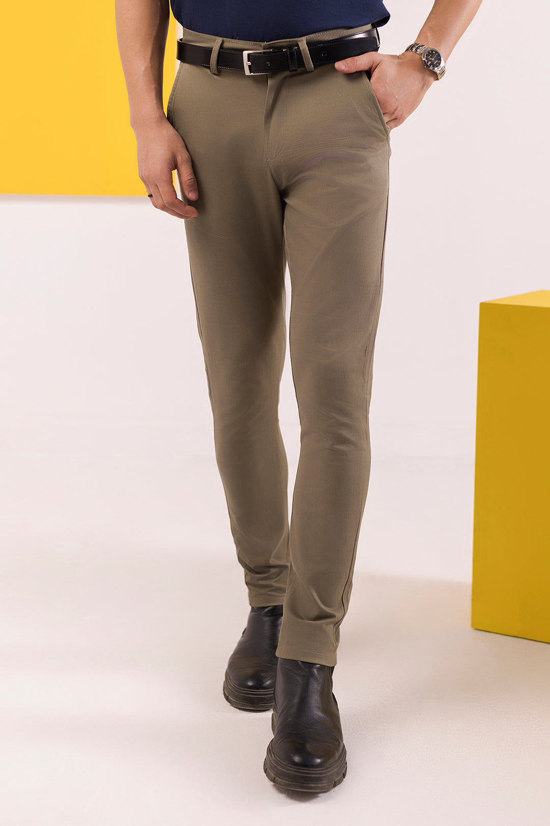 Signature Chino - S002