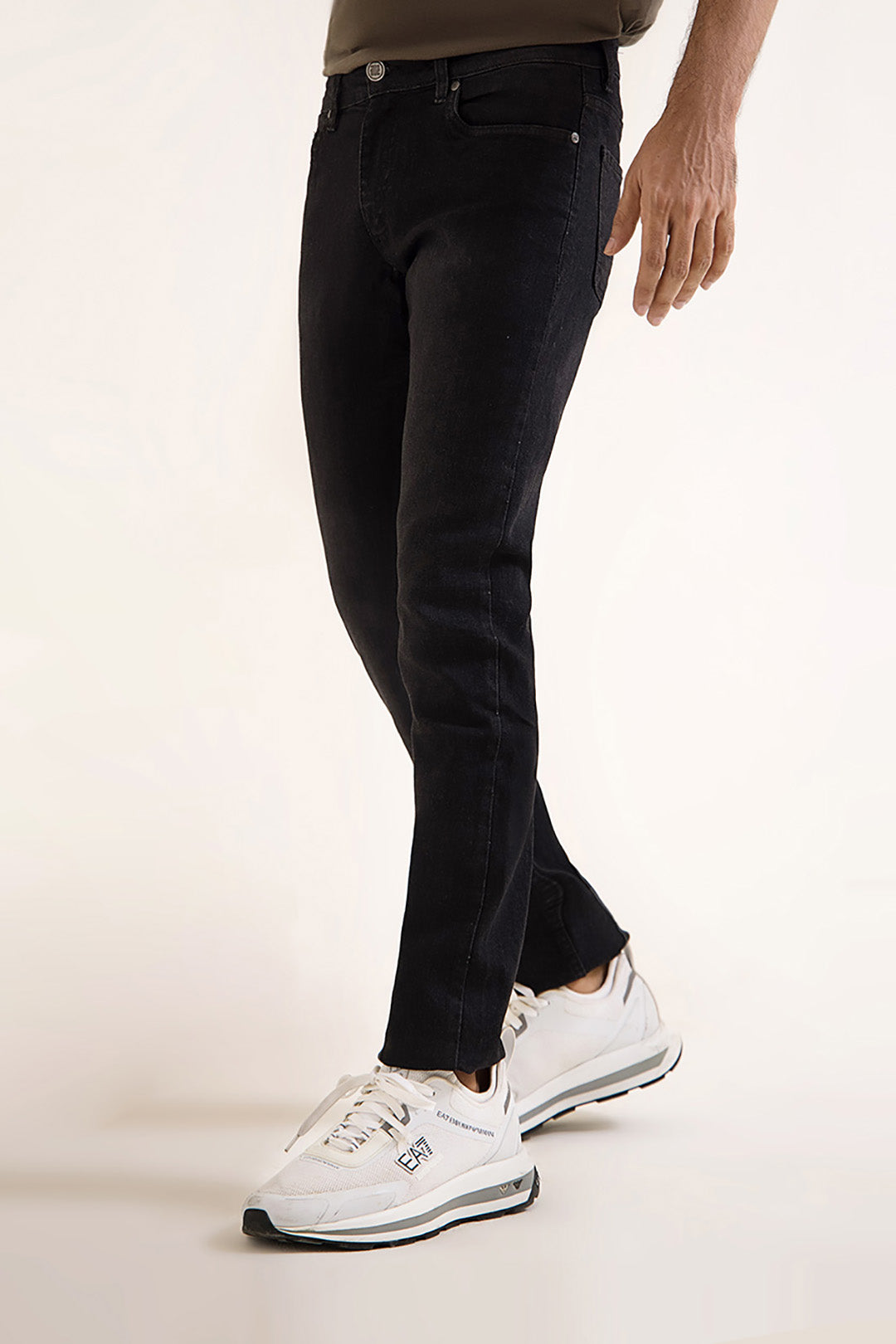 Buy Regular-Fit Black Jeans for men on Sale price 1027 - Zellbury MAN