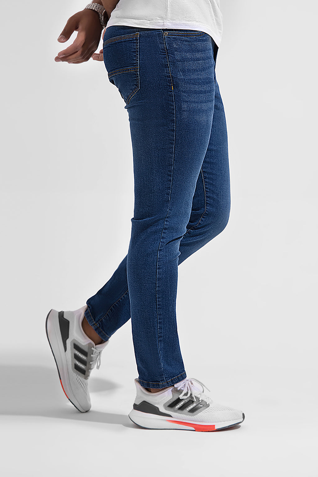Essential Denim - 1050