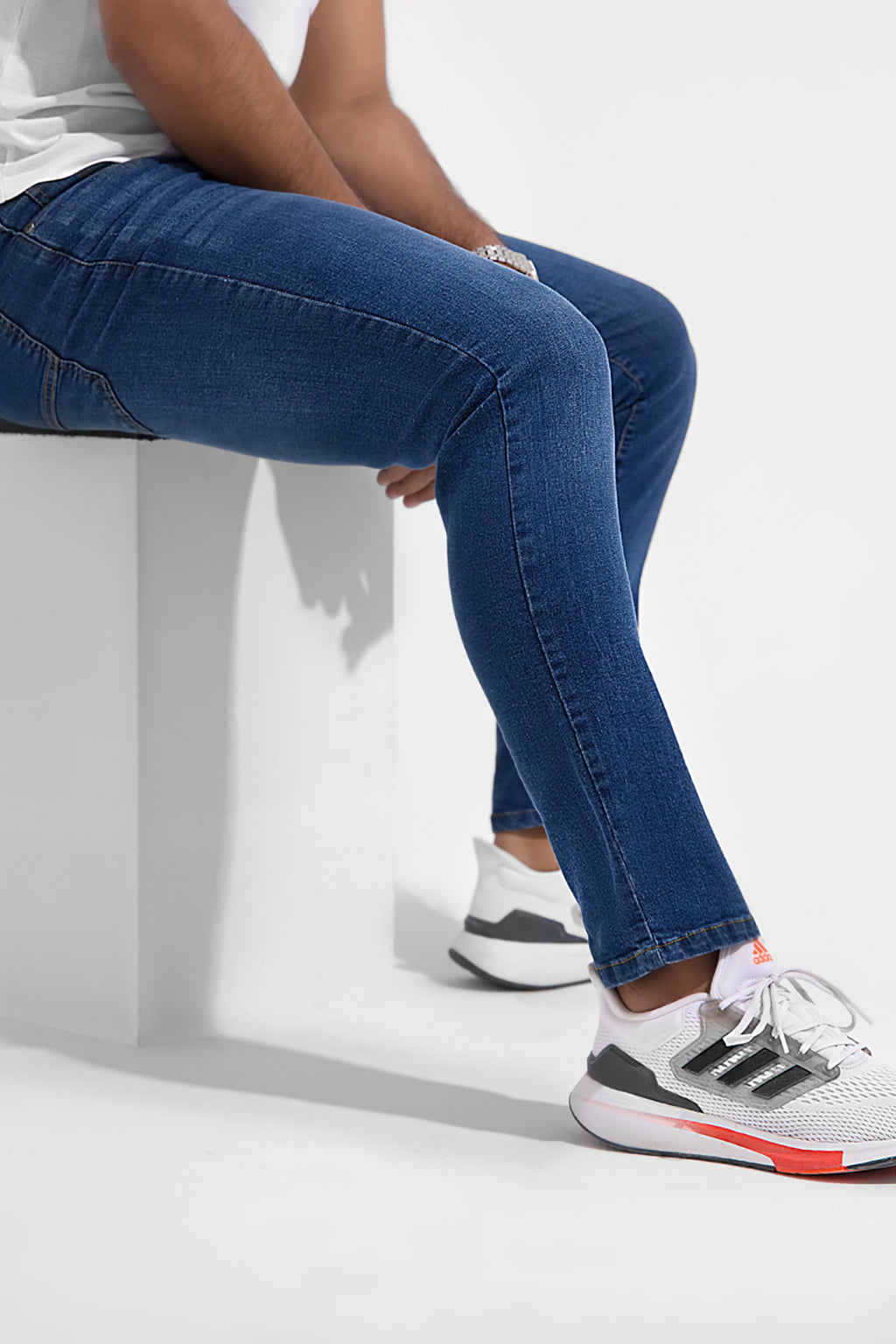 Essential Denim - 1050