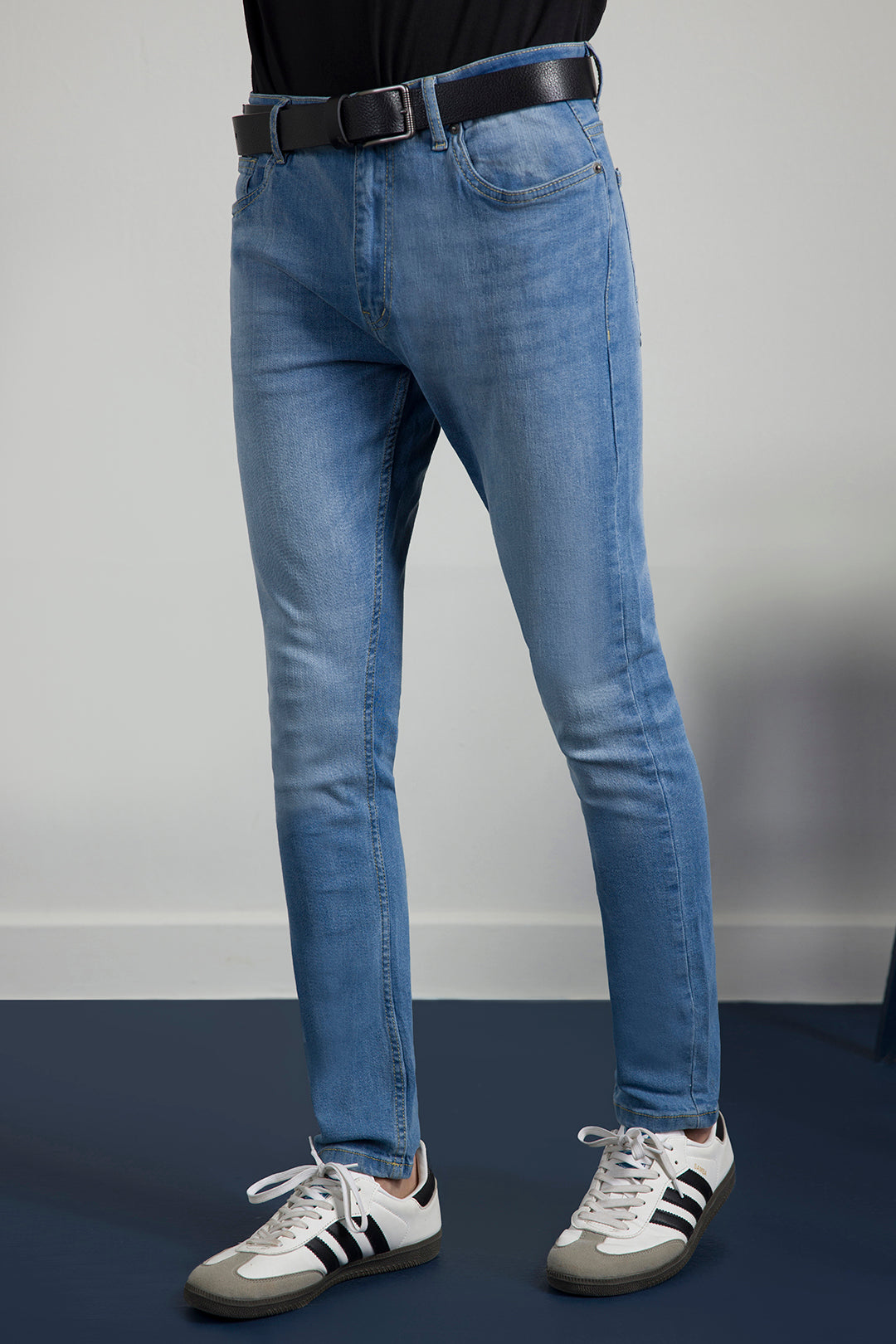 Essential Denim - F001